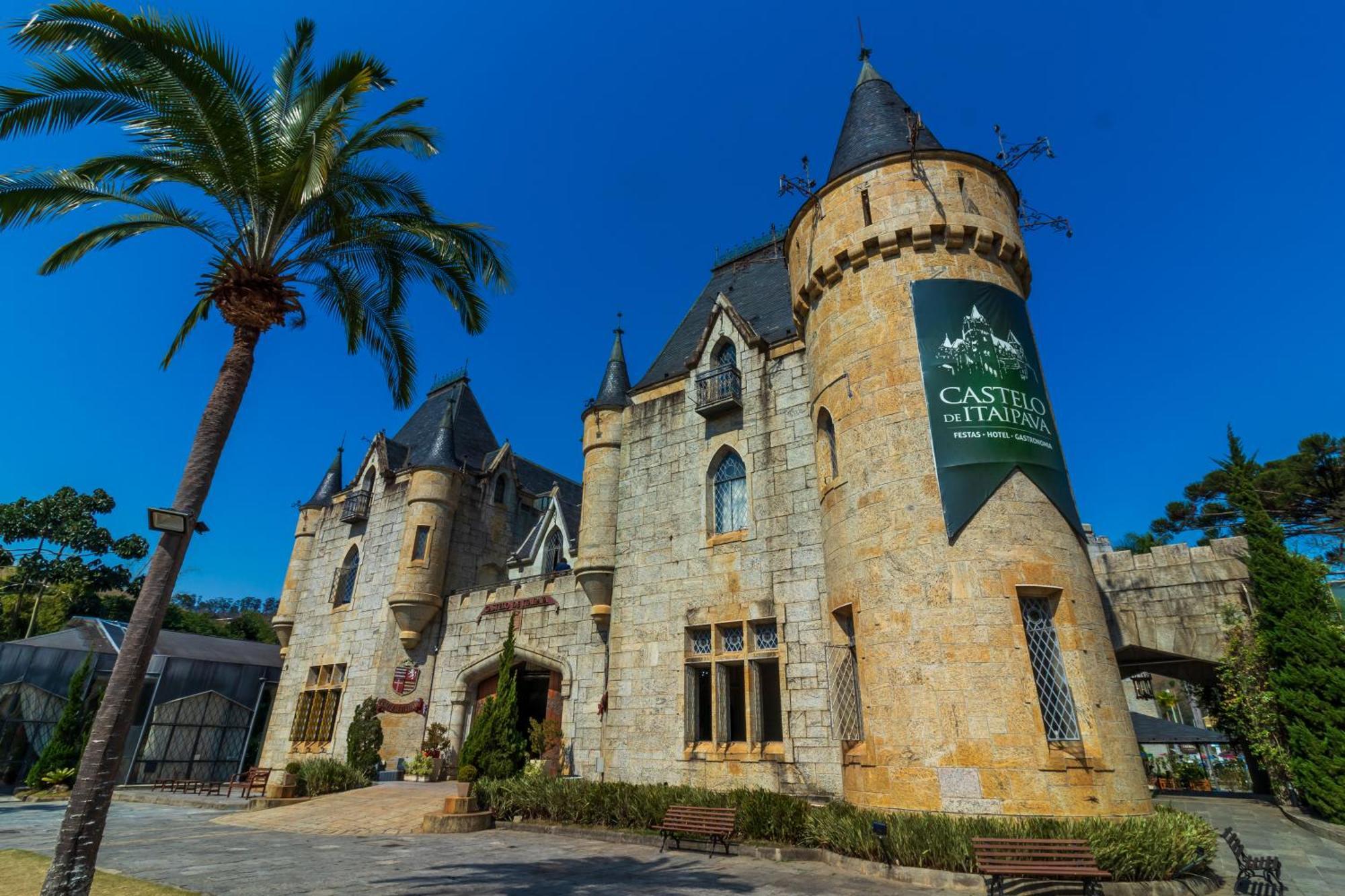 Castelo De Itaipava - Hotel, Eventos E Gastronomia Bagian luar foto